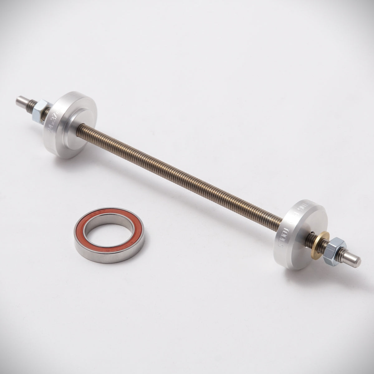 Bottom Bracket Bearing Press (with nuts) - Main Image